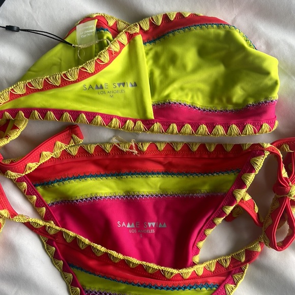 Brand new bikini - Picture 3 of 3